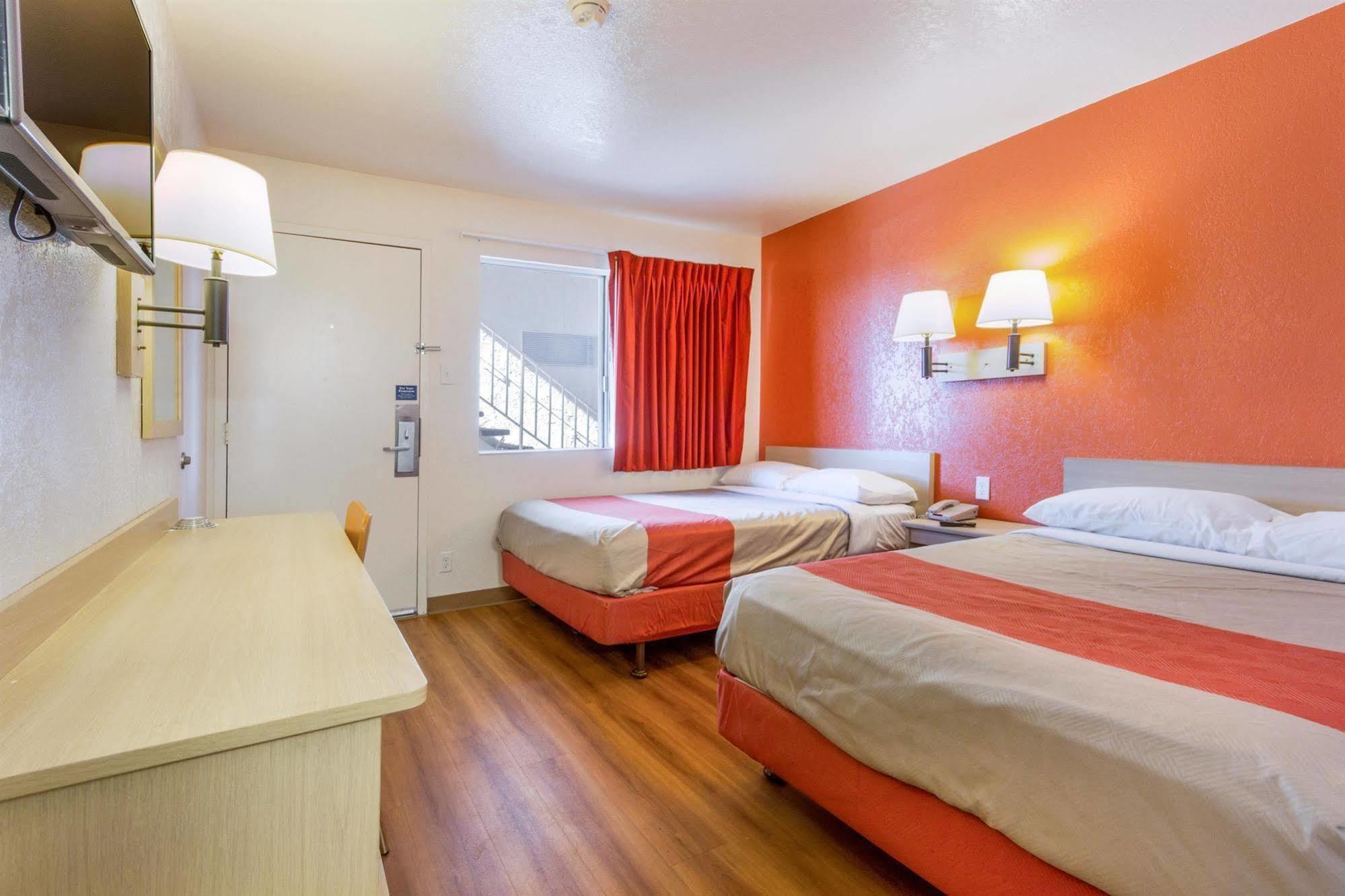 Motel 6-Phoenix, Az - North Bell Road Экстерьер фото